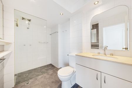 Uninterrupted Harbour Views - Photo 4