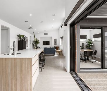 AWARD-WINNING DISPLAY HOME WITH FAMILY-FRIENDLY DESIGN - Photo 5