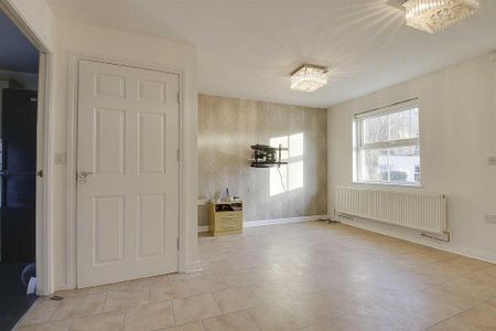 4 bedroom townhouse to rent - Photo 3