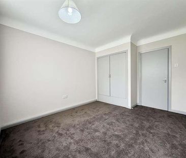 Berkeley Court, Wirral, CH49 - Photo 3