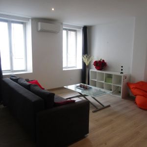 Location Appartement 2 pièces 48m² VALENCE 26000 - Photo 2