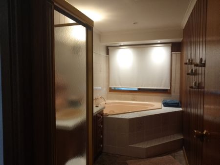 Pakenham - Photo 5