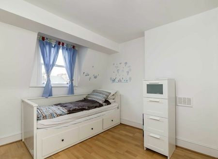 Sutherland Avenue - Photo 4