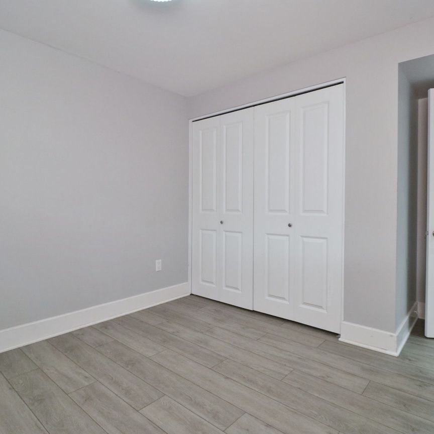 For Lease - 1344 AVENUE U Avenue Unit# B, Alta Vista and Area, Ontario - Photo 1
