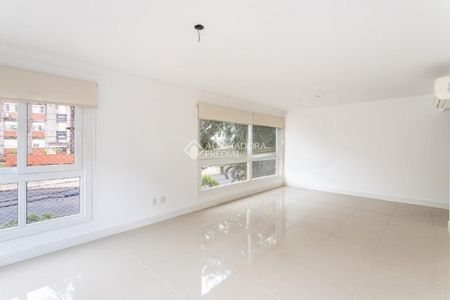 Apartamento com 3 quartos e 117m² para alugar em Bela Vista, Porto Alegre. - Photo 2