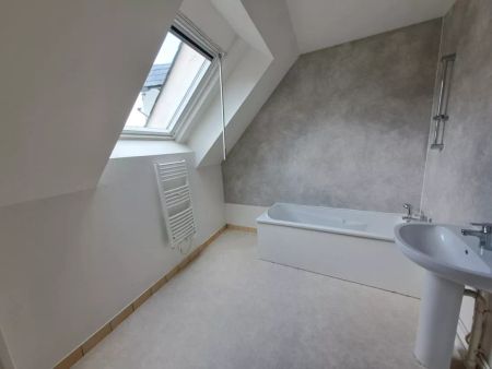 Location maison T4 95.00m² à Mailly-Champagne (51500) - Photo 4