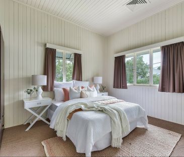 CHARMING, 3 BEDROOM HOUSE CLOSE TO QUT! - Photo 4