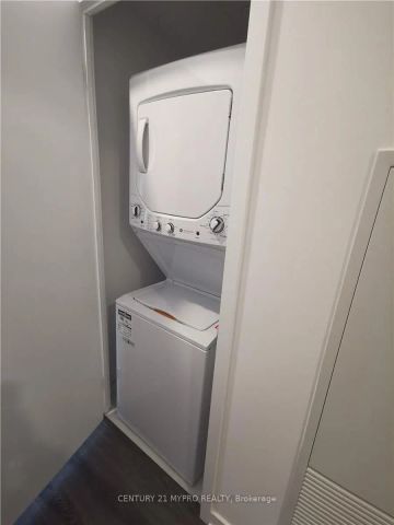 20 Edward Street #2320 - Photo 5