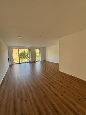 Ihr kleines Zuhause voller Leben 2-Zimmer-Wohnung im 1. OG in der Schererstrasse - Photo 2