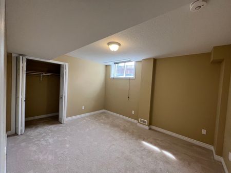 1 Carere Crescent, Guelph - Photo 3