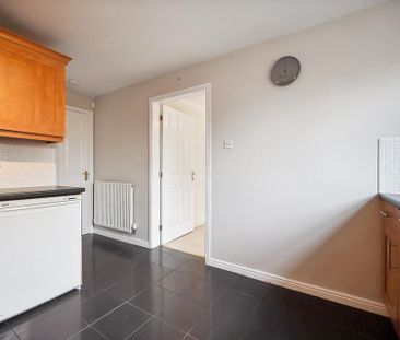 4 bedroom detached house to rent - Photo 1