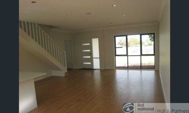 Comfortable Family Home in a Convenient Location - Photo 1