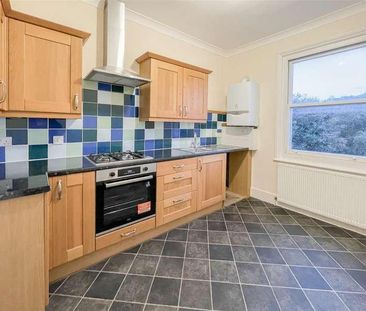 Upperton Gardens, Eastbourne, BN21 - Photo 4