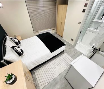 Room in a Shared House, Dunbar St, SE27 - Photo 1