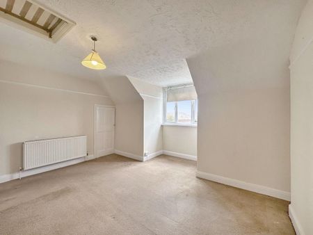 3 bedroom apartment to rent - Photo 2