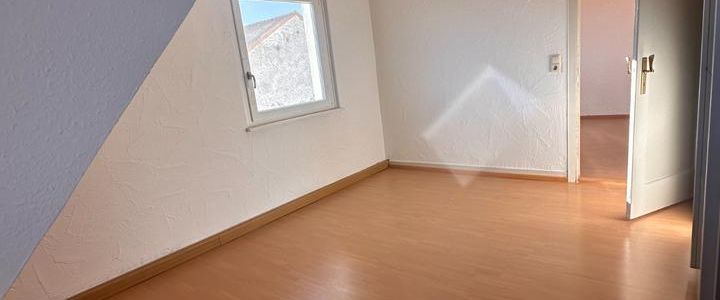 Helle 3-Zimmer Wohnung mit Einbauküche – 78727 Bochingen - Foto 1