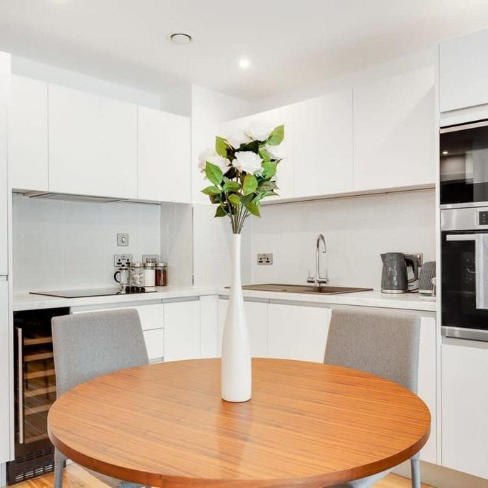 1 bedroom serviced apartment to rent - Photo 1