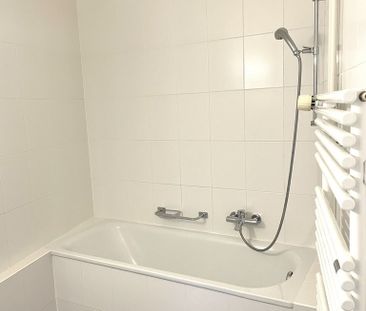 Proche Aéroport et organisations internationales - Foto 4