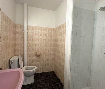 Location Appartement 1 pièce 30m² LE LAVANDOU 83980 - Photo 5