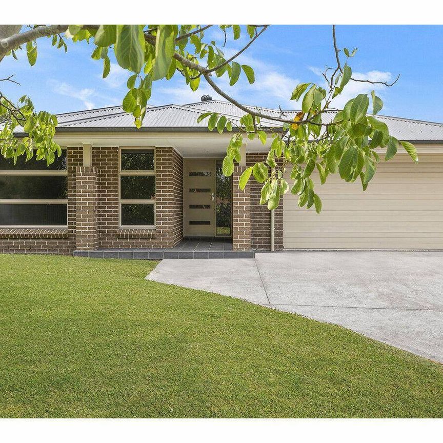 Modern Family Home - Photo 1