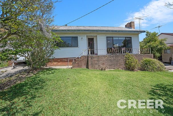 25 Hudson Street, Whitebridge - Photo 1