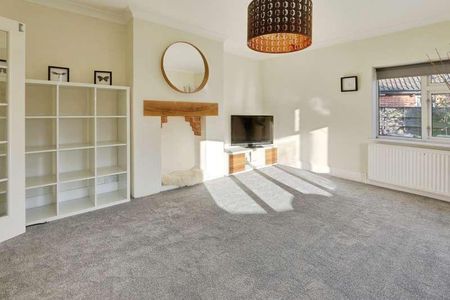 Newlands Drive, Acomb, YO26 - Photo 2