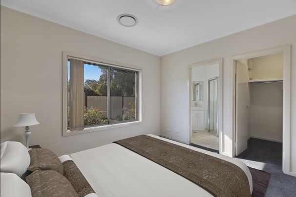 Stylish & Convenient Living in the Heart of Woy Woy - Photo 1