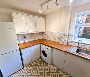 2 Bedroom Apartment To Let - Photo 1