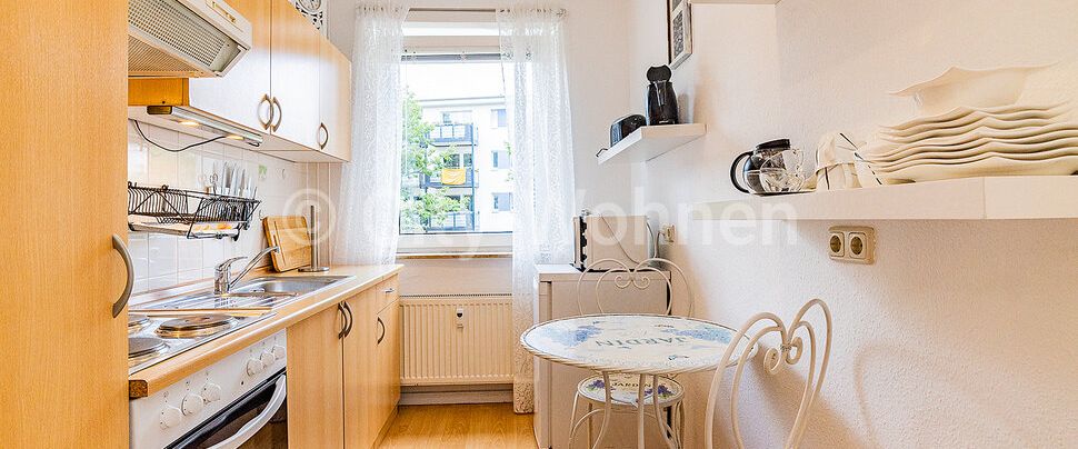 Sonnige möblierte Wohnung in ruhiger Wohngegend in Hamburg-Barmbek - Photo 1