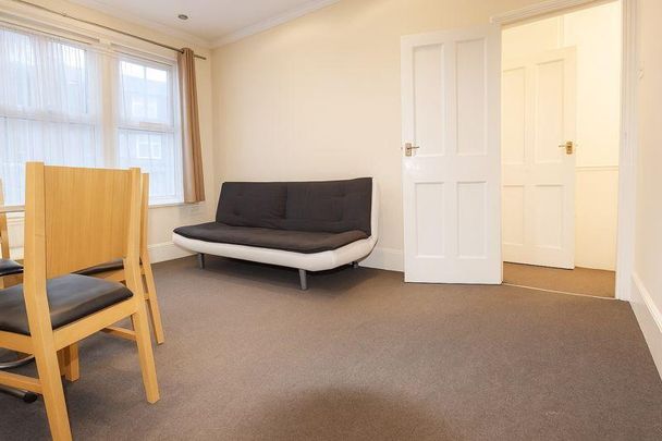 1 bedroom flat to rent - Photo 1