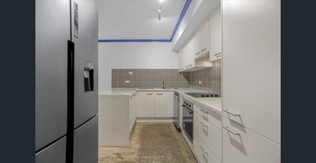 ** HOME SWEET HOME** - Photo 5