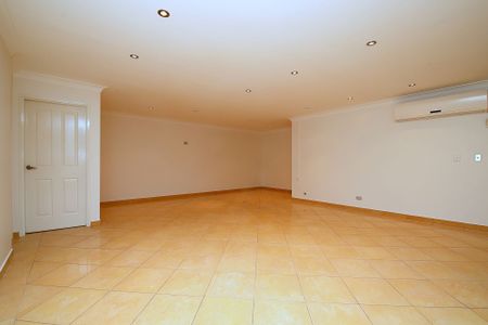 Top Floor Two Bedroom Unit - Photo 3