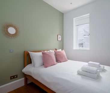 flat 3, 23 Elvaston Place, London SW7 5NL, UK, London - Photo 1