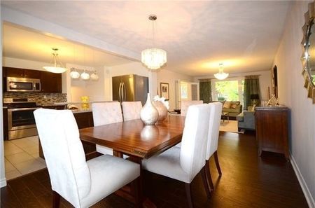 For Lease - 55 Waddington Crescent, Toronto, Ontario - Photo 4