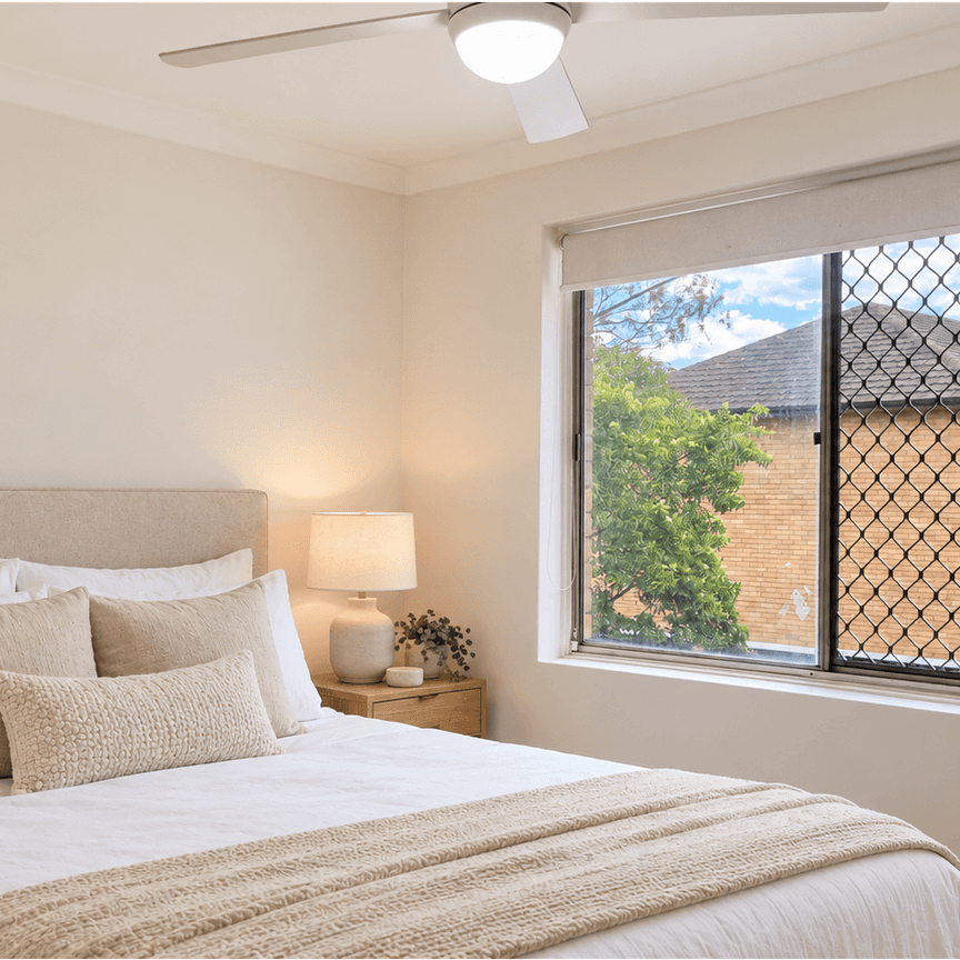 Spacious & Light-Filled Unit Close to Flemington Station - Photo 1