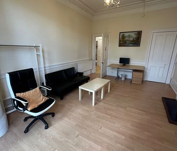 3 Bed Flat, Gibson Street, G12 - Photo 1