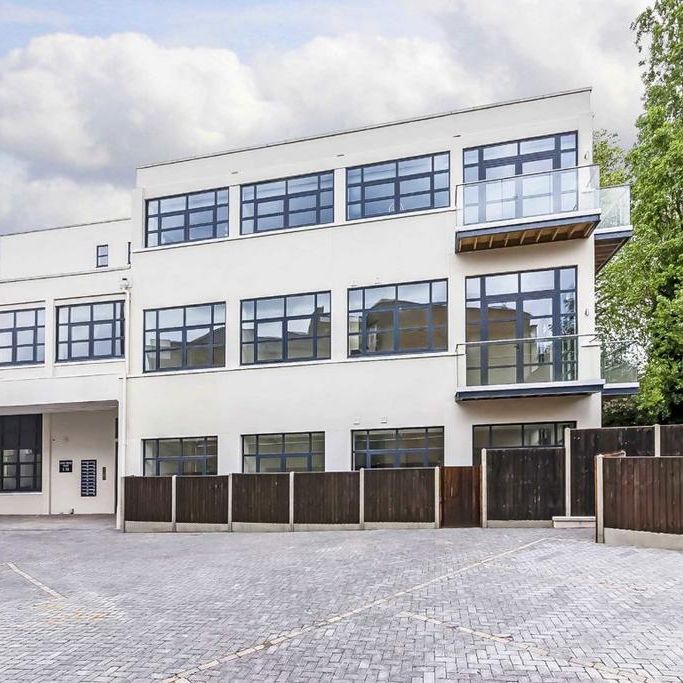 2 bedroom flat to rent - Photo 1