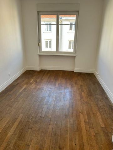 Appartement 4 pièces à Metz-Gare - Photo 3