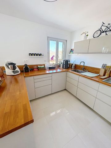Appartement à louer - REIMS- - Photo 5