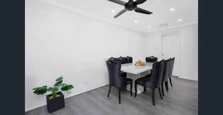 Beautifully Renovated 4-Bedroom Family Sanctuary - Photo 2