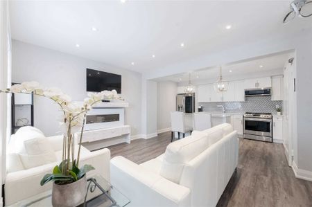For Lease - 25 Kodiak Terrace, Barrie, Ontario - Photo 3
