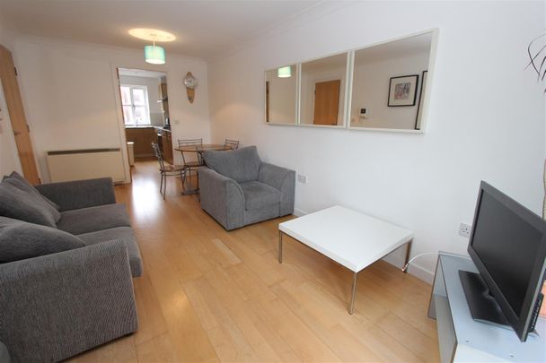 Turlow Court, Leeds City Centre, LS9 8PA - Photo 1