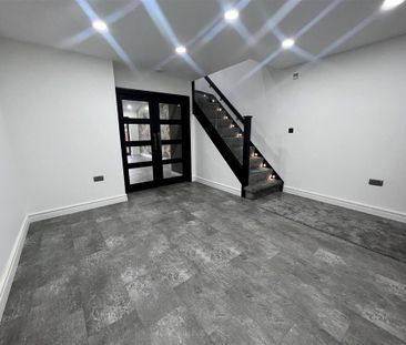 4 bedroom detached house to rent - Photo 6