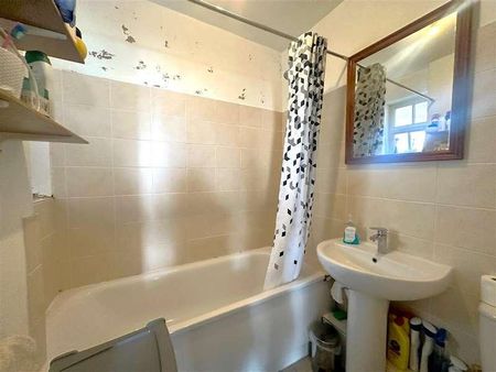 Seldon House, Stewarts Road, SW8 - Photo 5