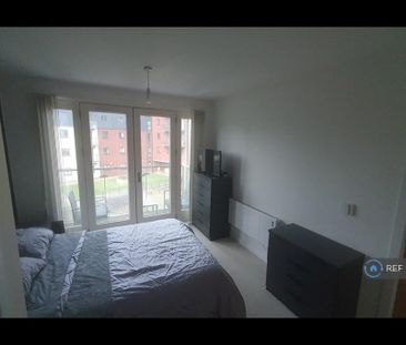 1 bedroom in a flat share to rent - Photo 1