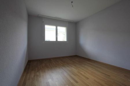 Charming 4.5 room apartment on the ground floor - approx. 99m2 - Photo 3