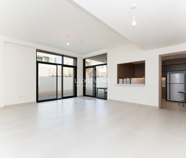 Huge Plot | Close to Pool | Multiple Options - Photo 5