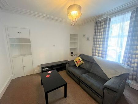 Ground Floor Right, 24 Urquhart Road, AB24 5LL, Aberdeen - Photo 5