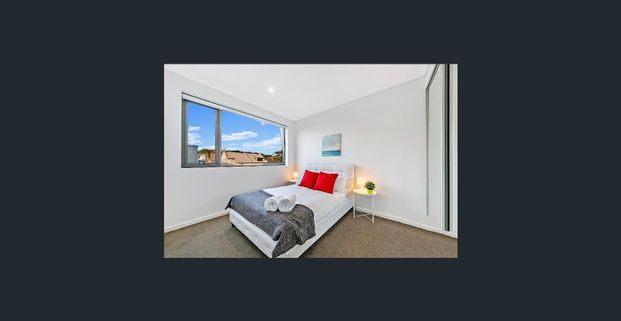 Fully Furnished Modern 2 bedroom Apartment Close to Metro - Photo 1