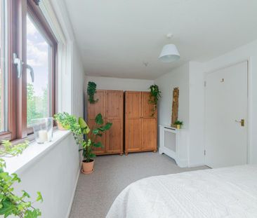 3 bedroom townhouse to rent - Photo 3